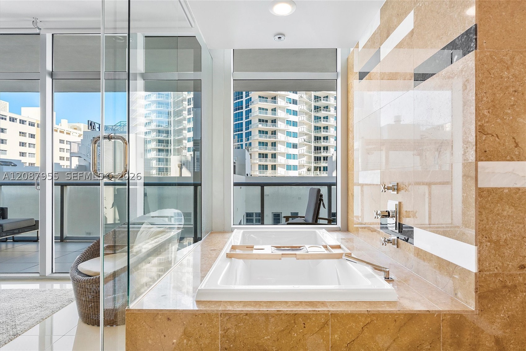 3737 Collins Ave #S-804, Miami Beach FL 33140