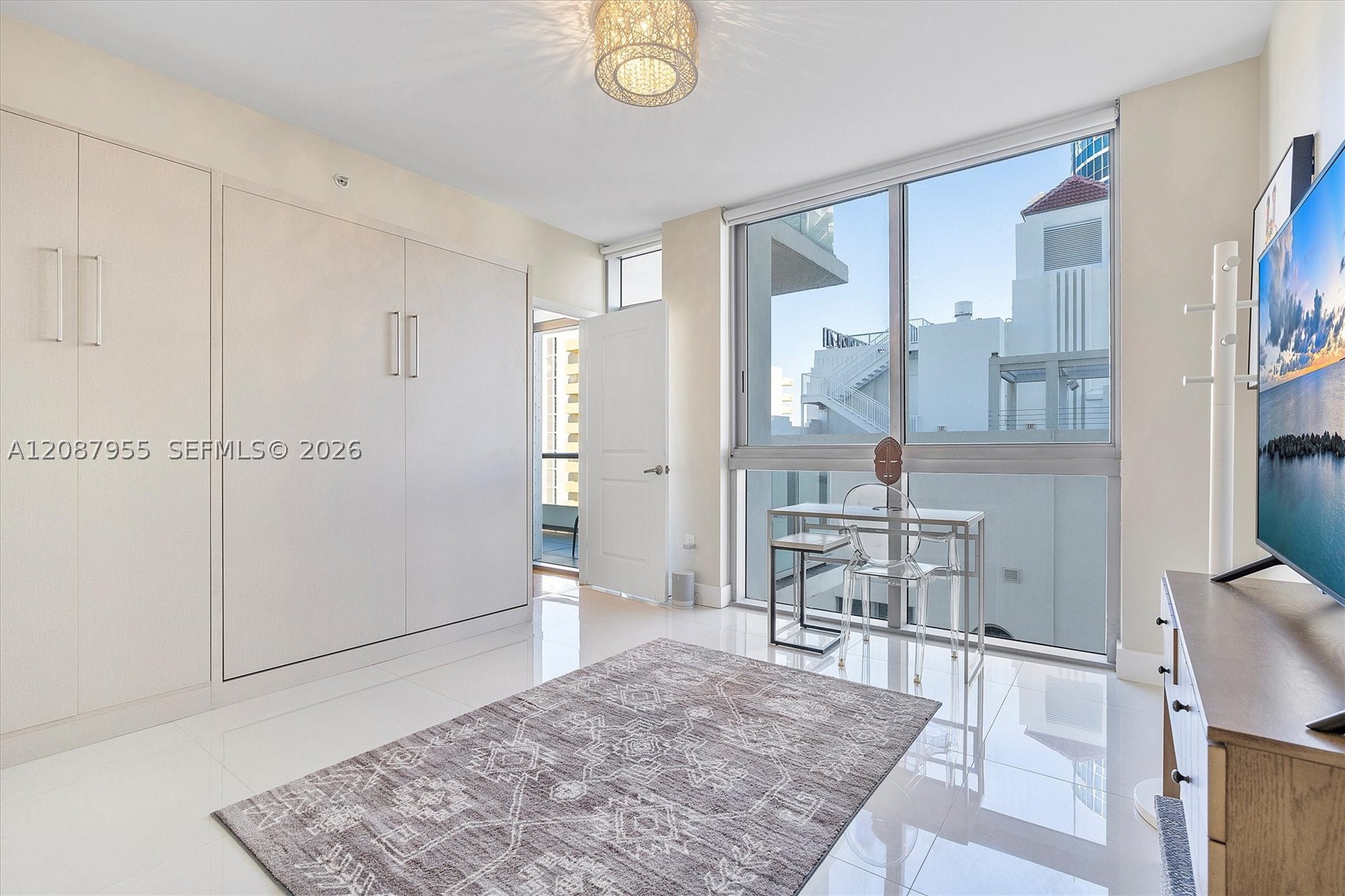 3737 Collins Ave #S-804, Miami Beach FL 33140