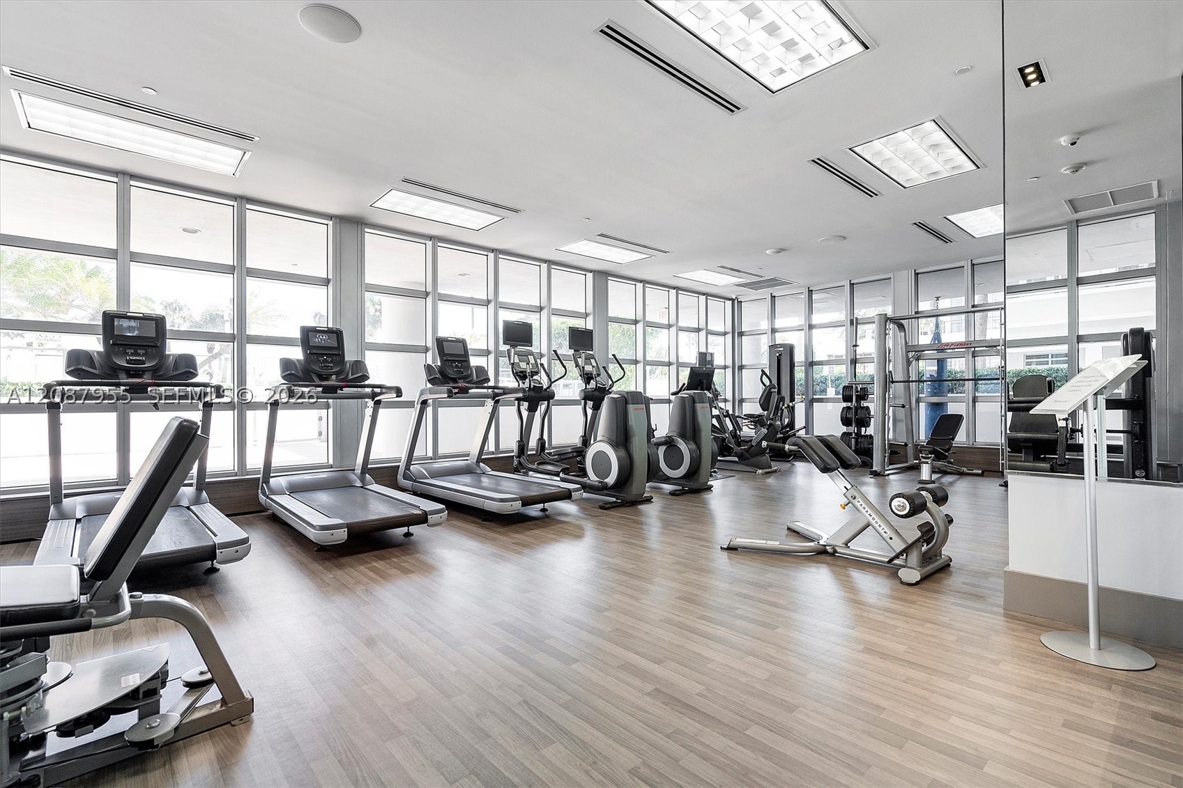 3737 Collins Ave #S-804, Miami Beach FL 33140