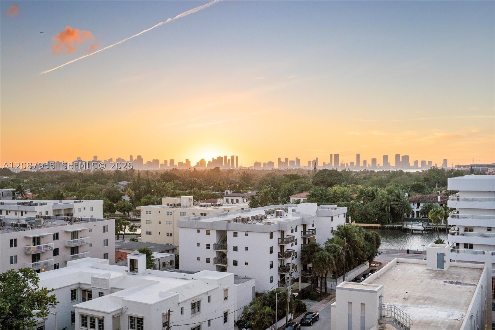 3737 Collins Ave #S-804, Miami Beach FL 33140