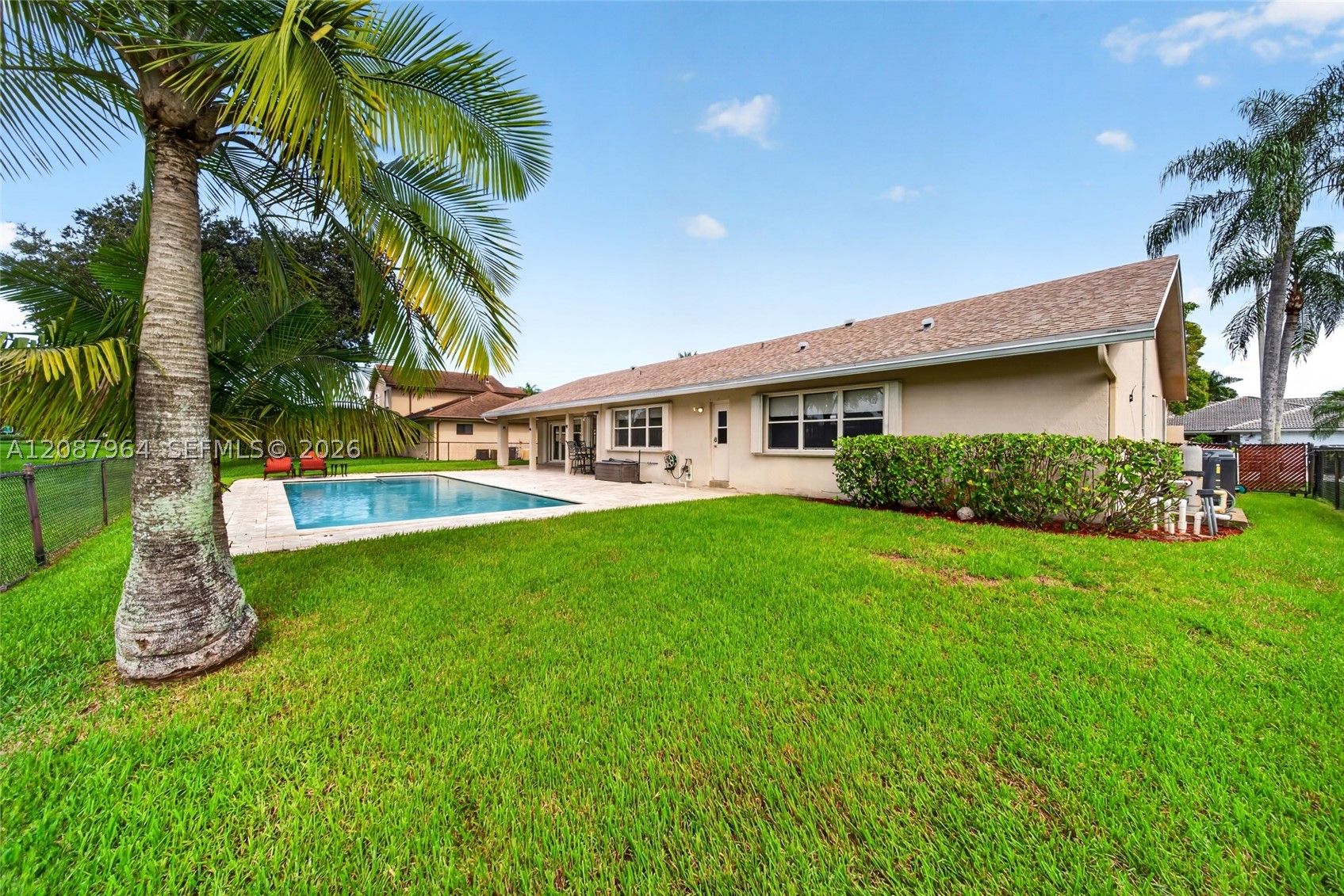 19960 NW 2nd St, Pembroke Pines FL 33029