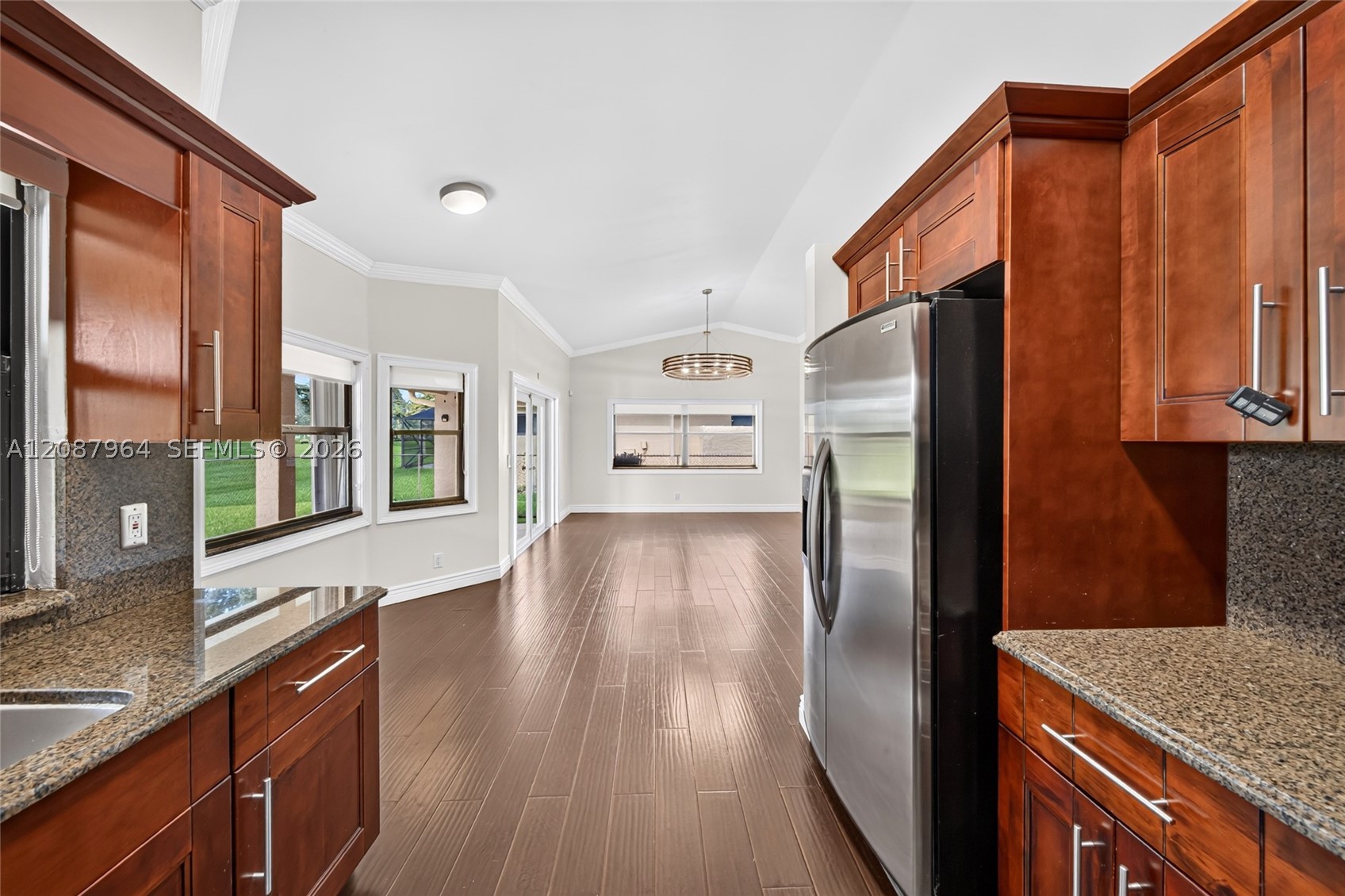 19960 NW 2nd St, Pembroke Pines FL 33029