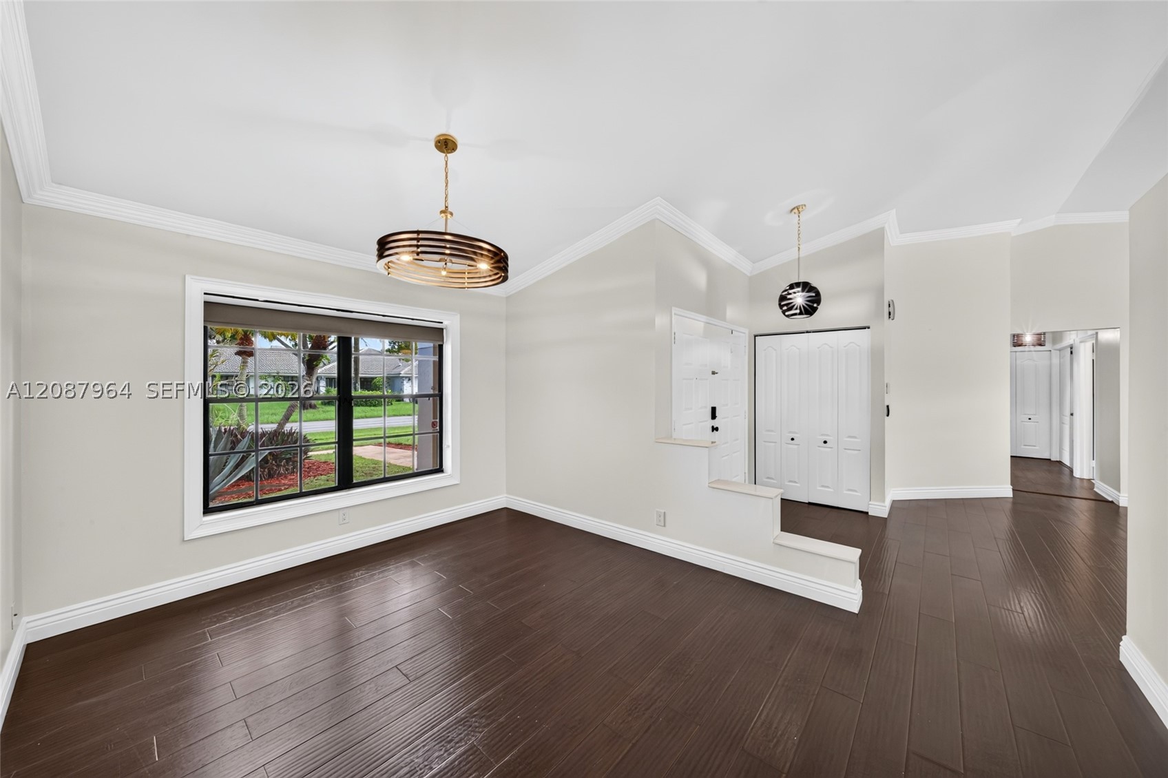 19960 NW 2nd St, Pembroke Pines FL 33029