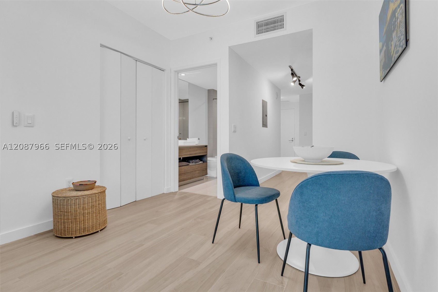 1100 S Miami Ave #3605, Miami FL 33130