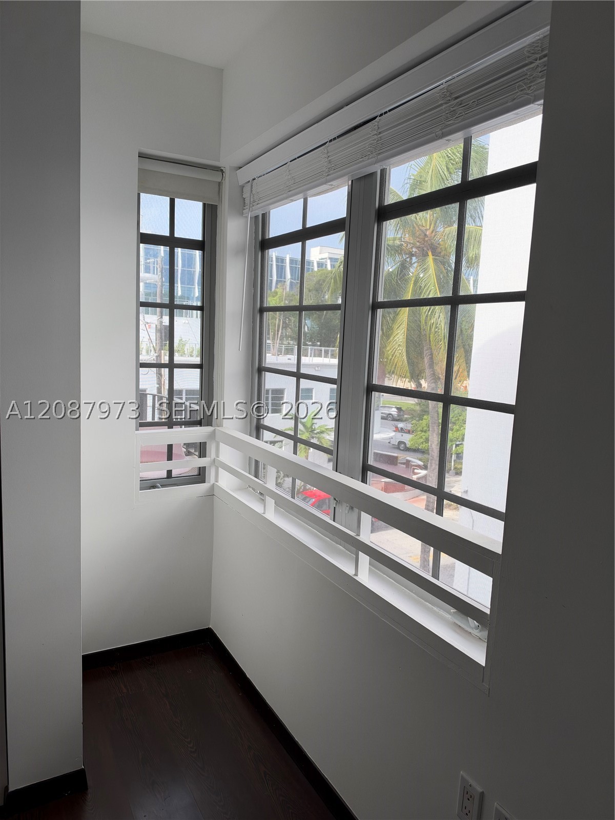 435 21st St #303, Miami Beach FL 33139