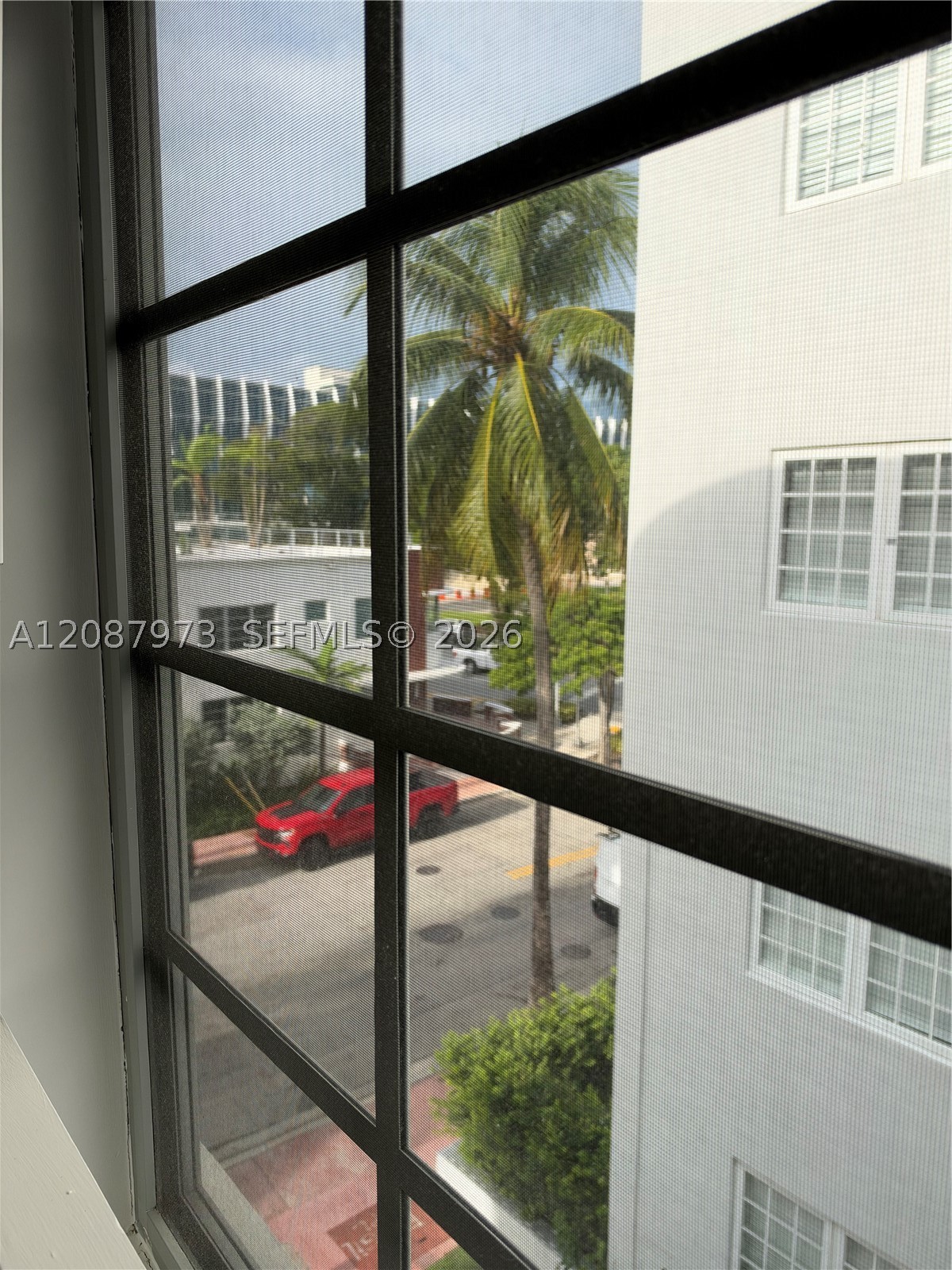 435 21st St #303, Miami Beach FL 33139