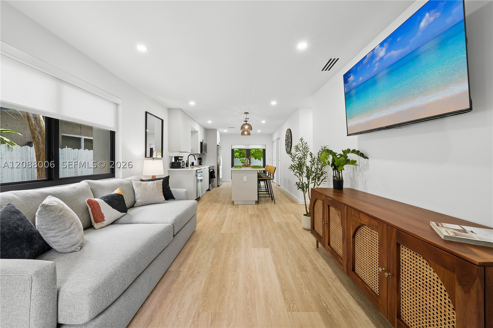 3737 Frow Ave, Miami FL 33133