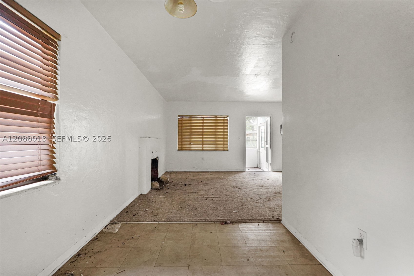 424 Minola Dr, Miami Springs FL 33166