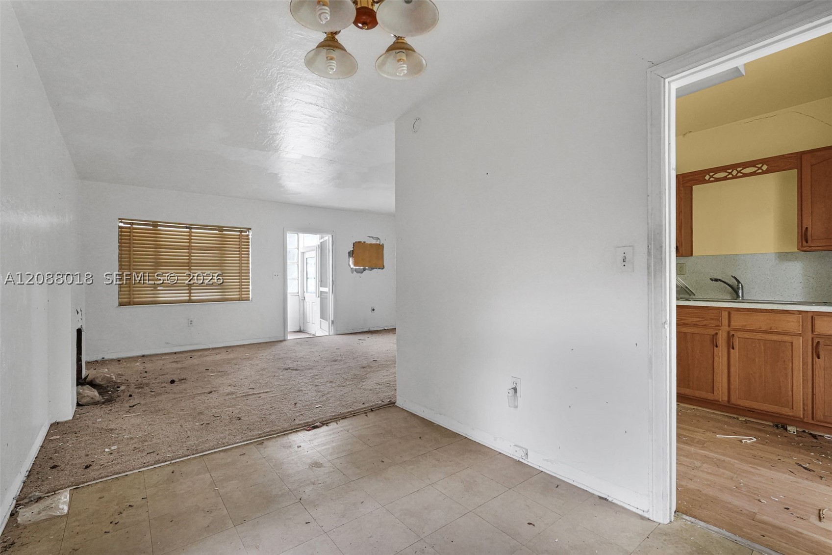 424 Minola Dr, Miami Springs FL 33166