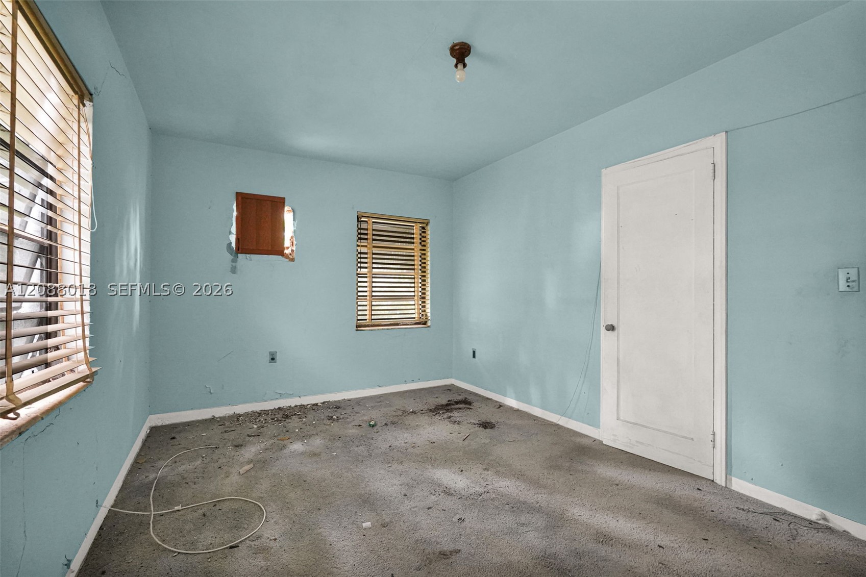 424 Minola Dr, Miami Springs FL 33166