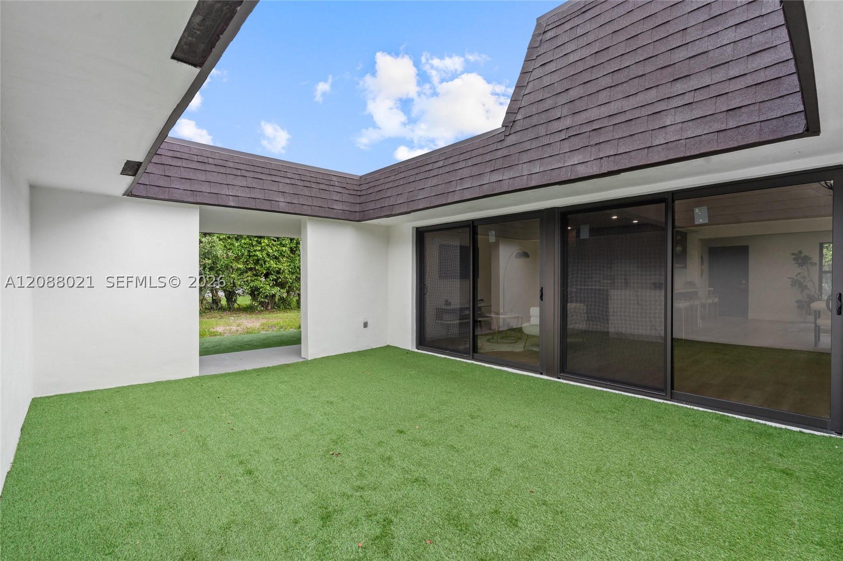 4705 Bayberry Ln, Tamarac FL 33319
