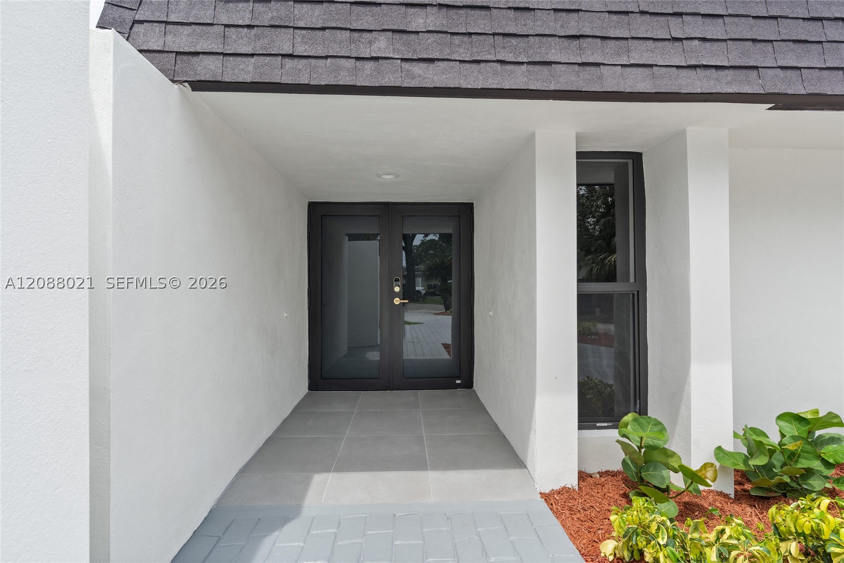 4705 Bayberry Ln, Tamarac FL 33319
