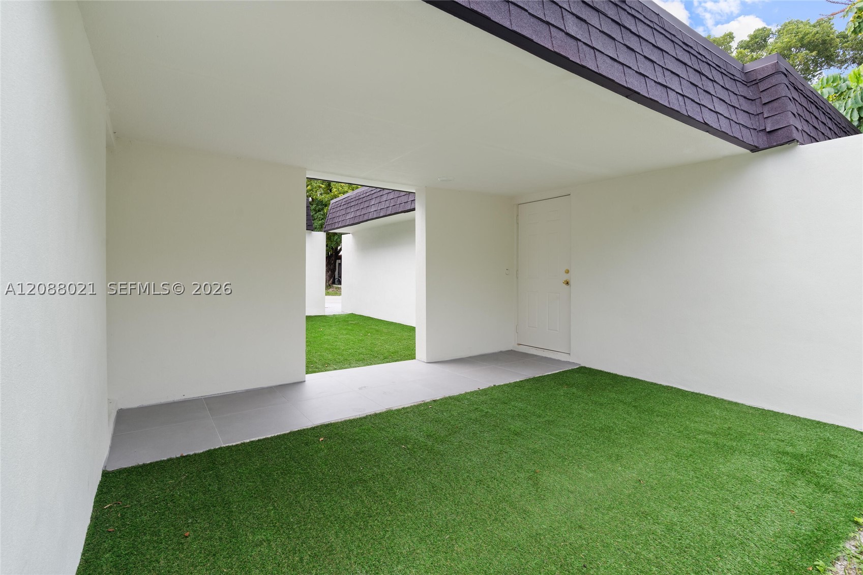 4705 Bayberry Ln, Tamarac FL 33319