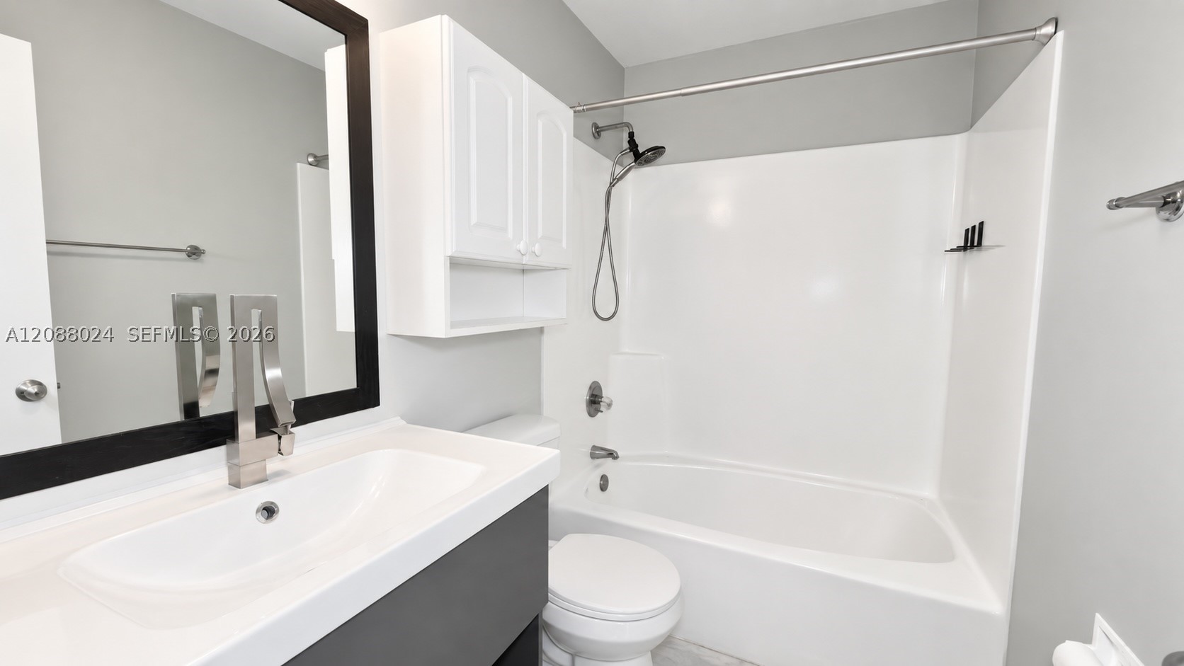 8331 NW 44th Ct, Lauderhill FL 33351