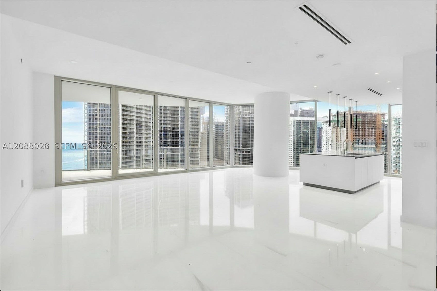 300 Biscayne Boulevard Way #2907W, Miami FL 33131