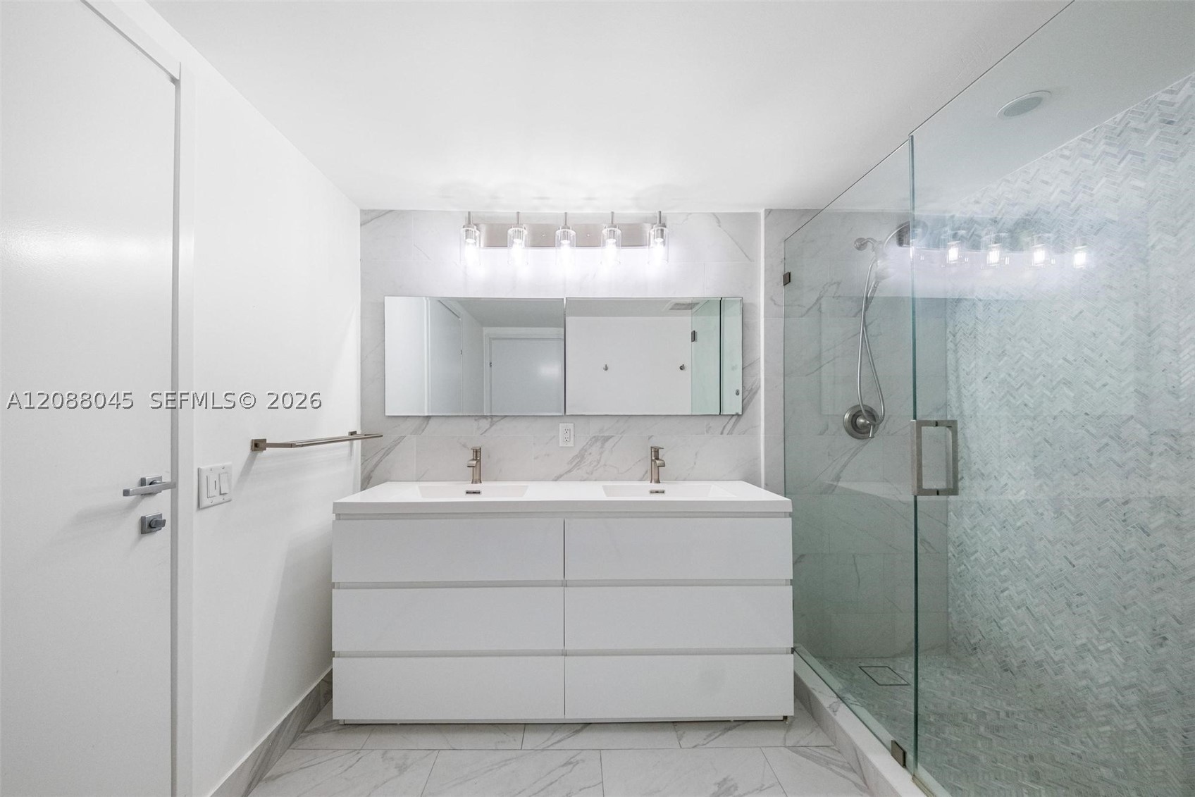 1300 Brickell Bay Dr #704, Miami FL 33131