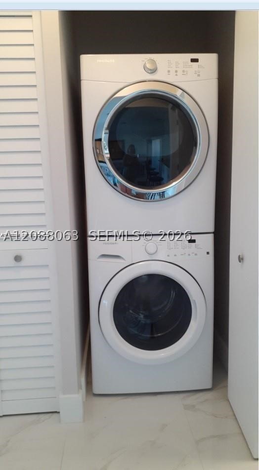555 E Dania Beach Blvd #5, Dania Beach FL 33004