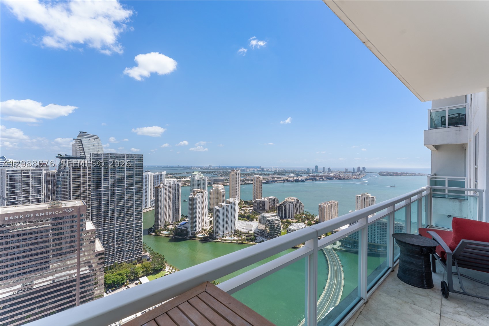 950 Brickell Bay Dr #5506, Miami FL 33131