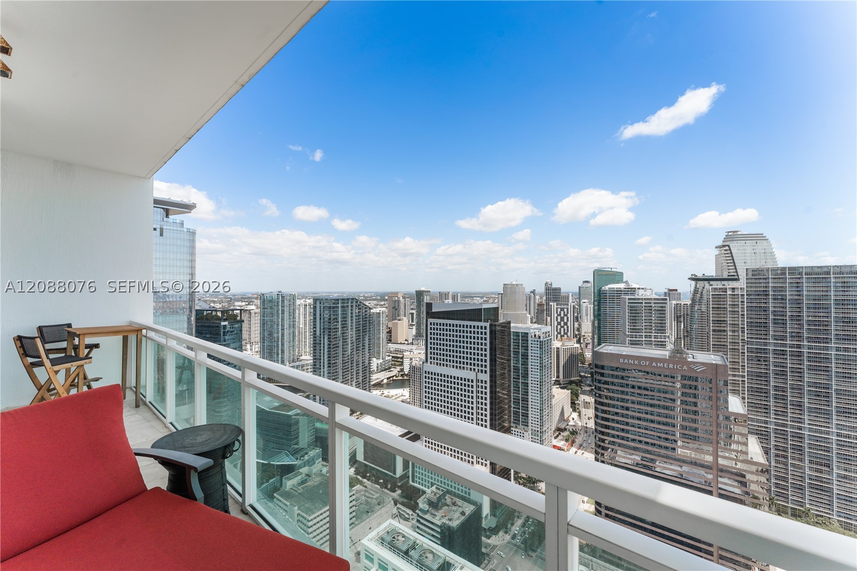 950 Brickell Bay Dr #5506, Miami FL 33131