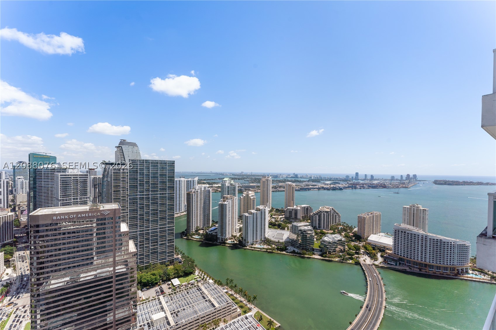 950 Brickell Bay Dr #5506, Miami FL 33131