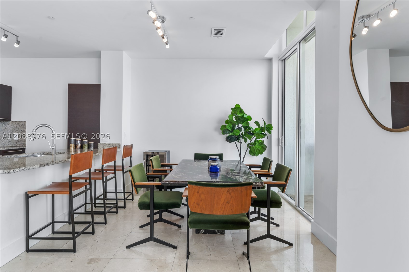 950 Brickell Bay Dr #5506, Miami FL 33131
