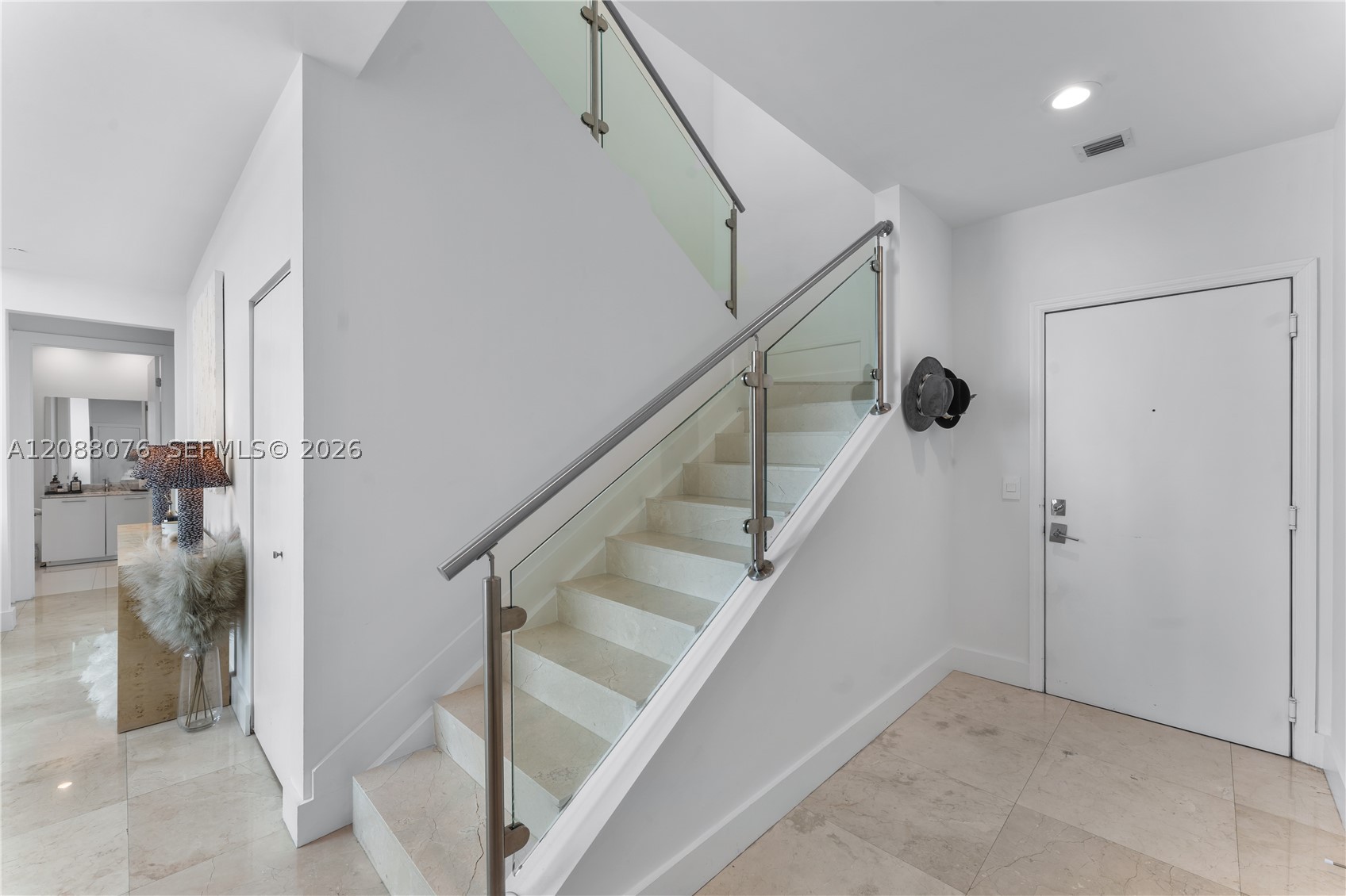 950 Brickell Bay Dr #5506, Miami FL 33131