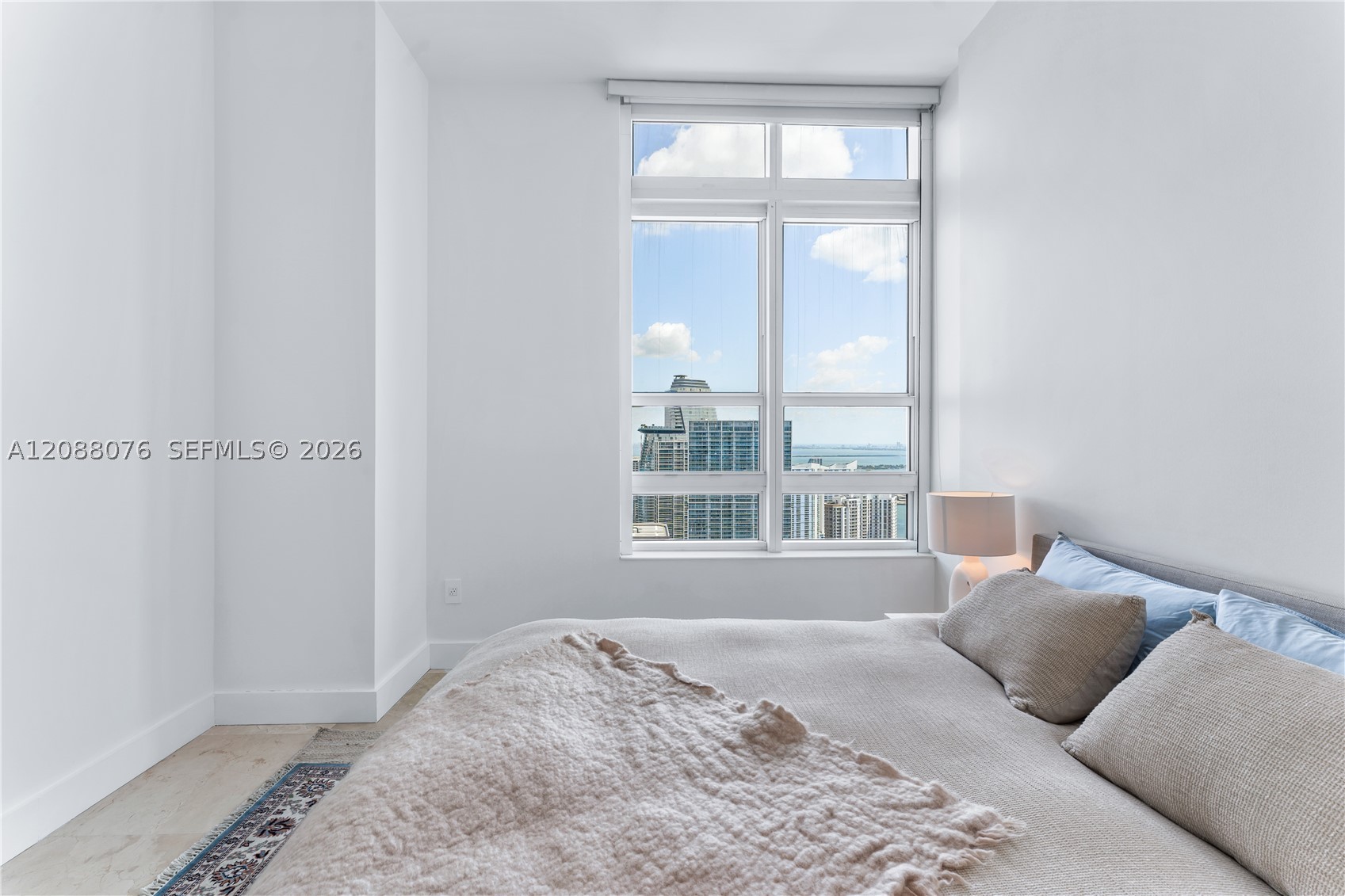 950 Brickell Bay Dr #5506, Miami FL 33131
