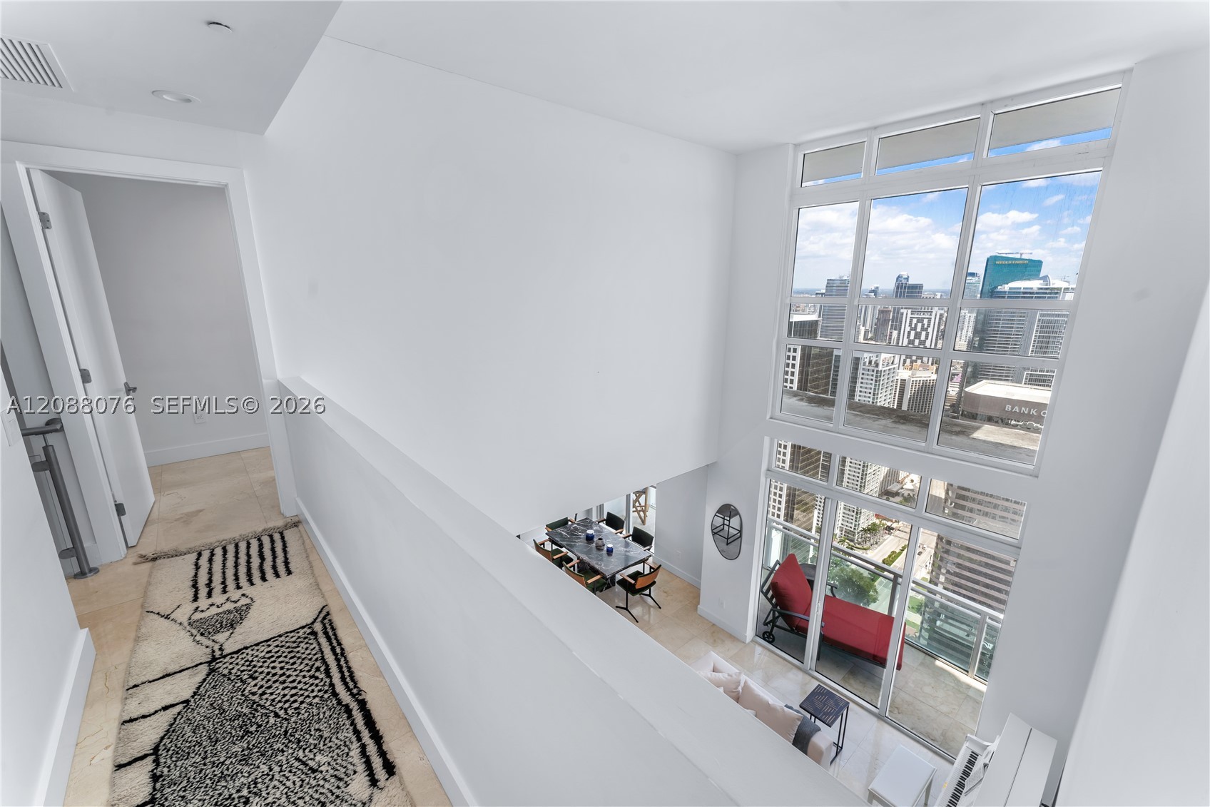 950 Brickell Bay Dr #5506, Miami FL 33131
