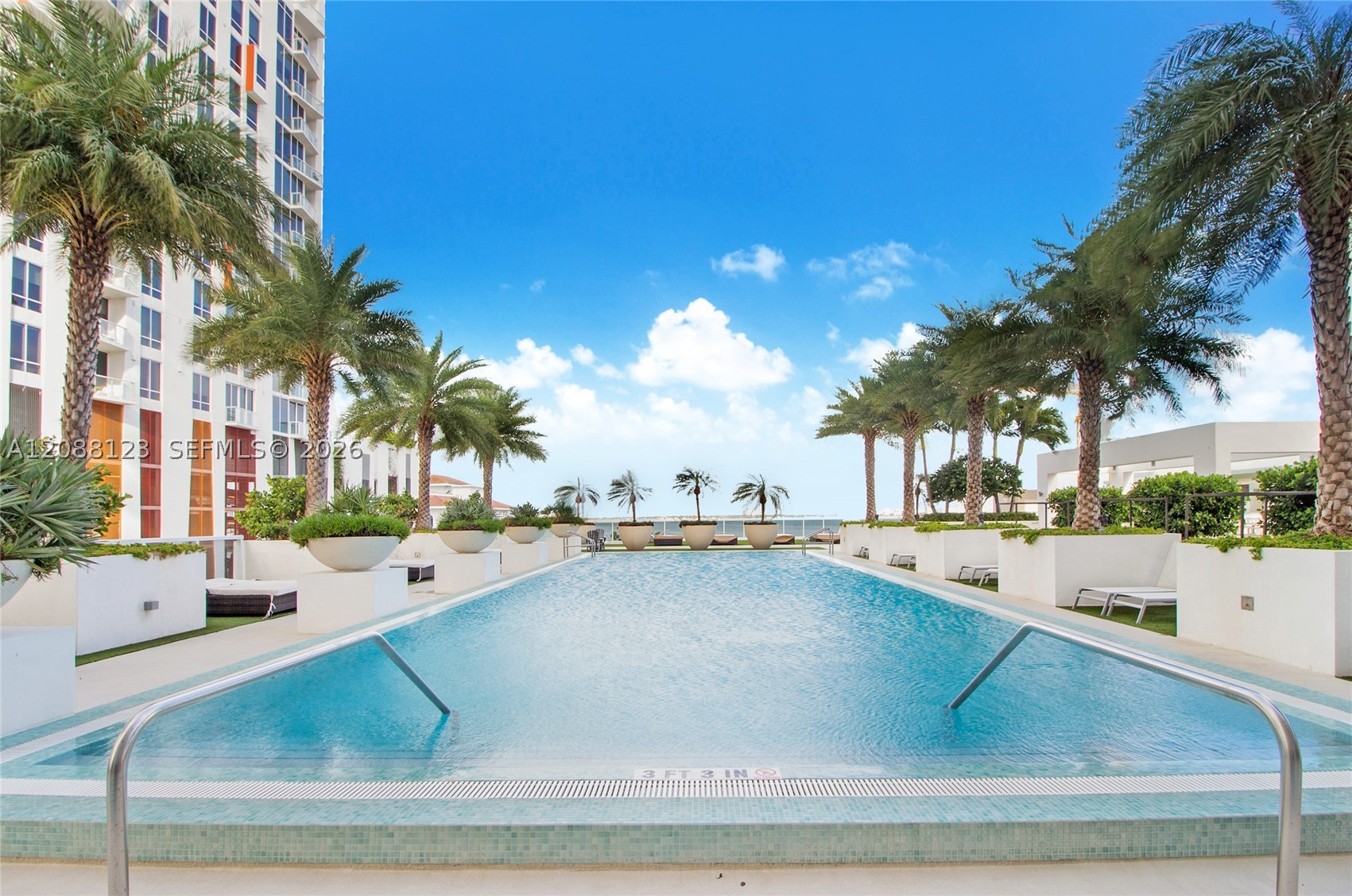 600 NE 27th St #704, Miami FL 33137