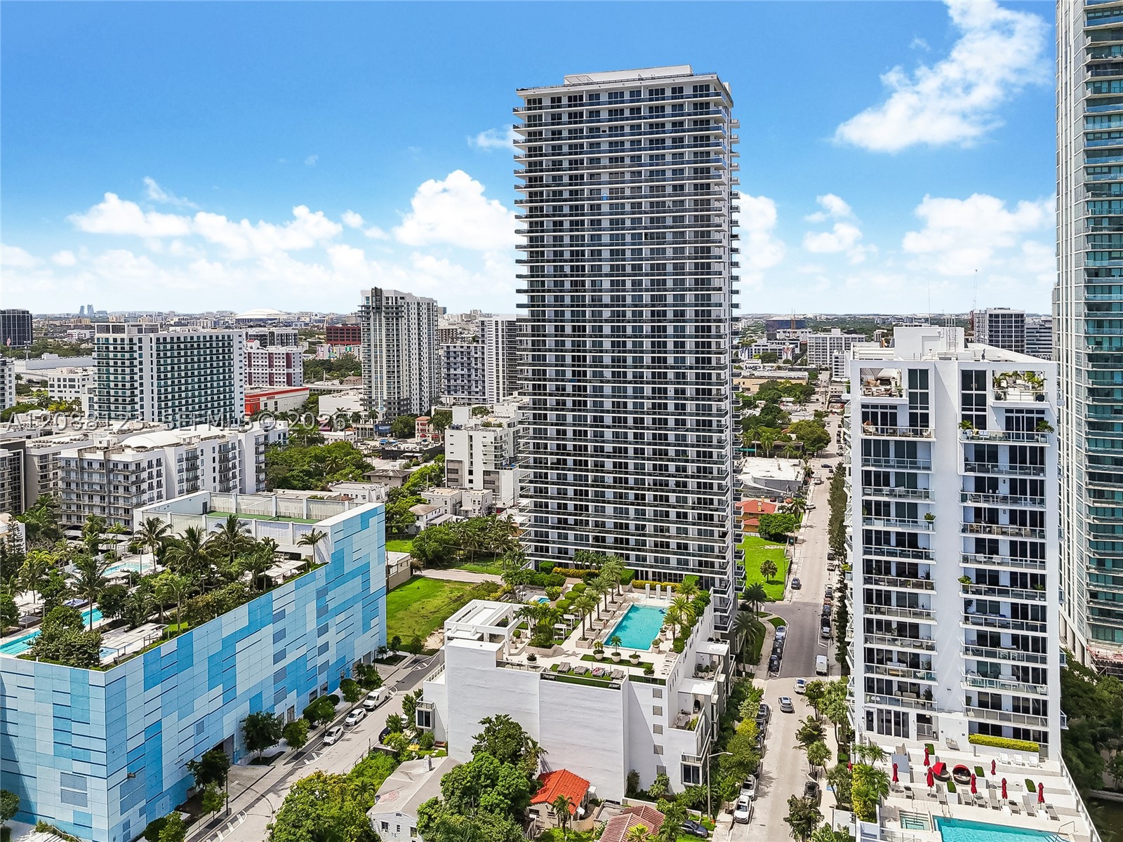 600 NE 27th St #704, Miami FL 33137