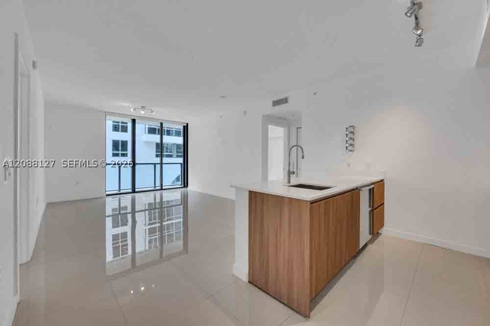 201 SW 17th Rd #302, Miami FL 33129