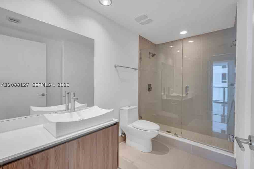 201 SW 17th Rd #302, Miami FL 33129
