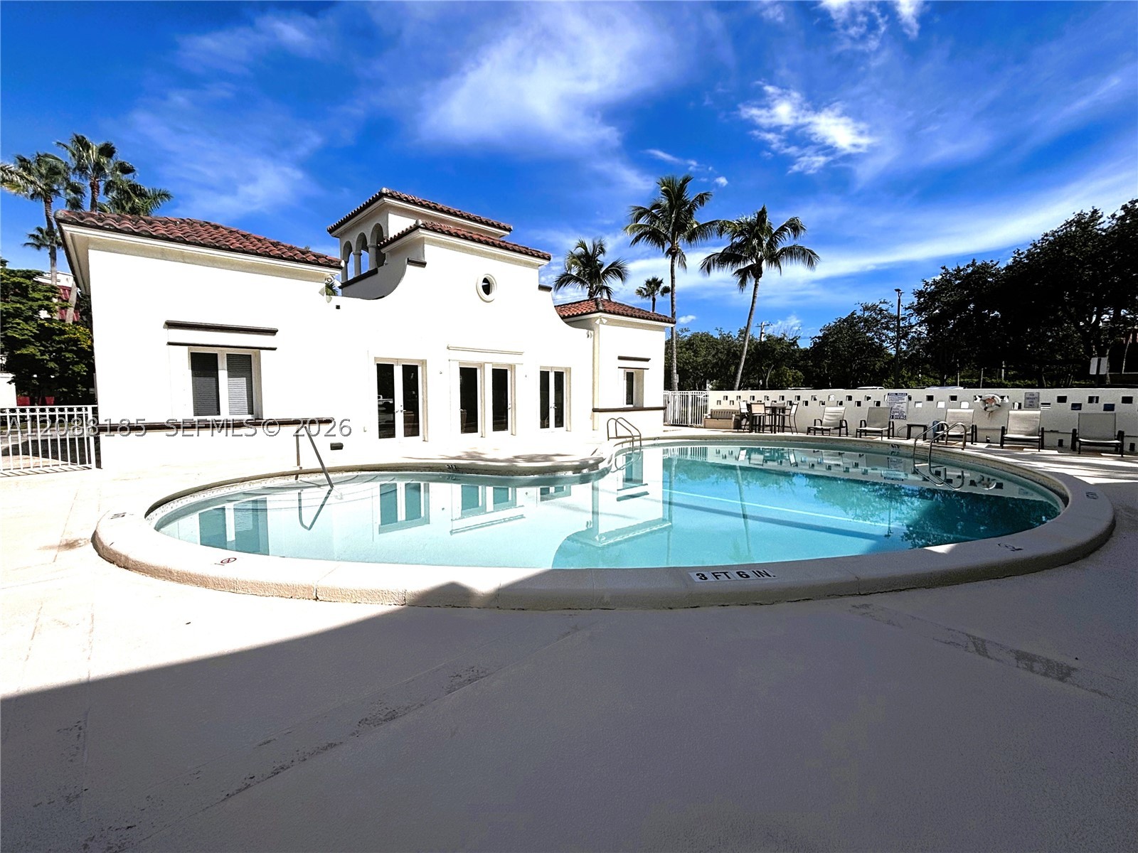 6703 N Kendall Dr #405, Pinecrest FL 33156