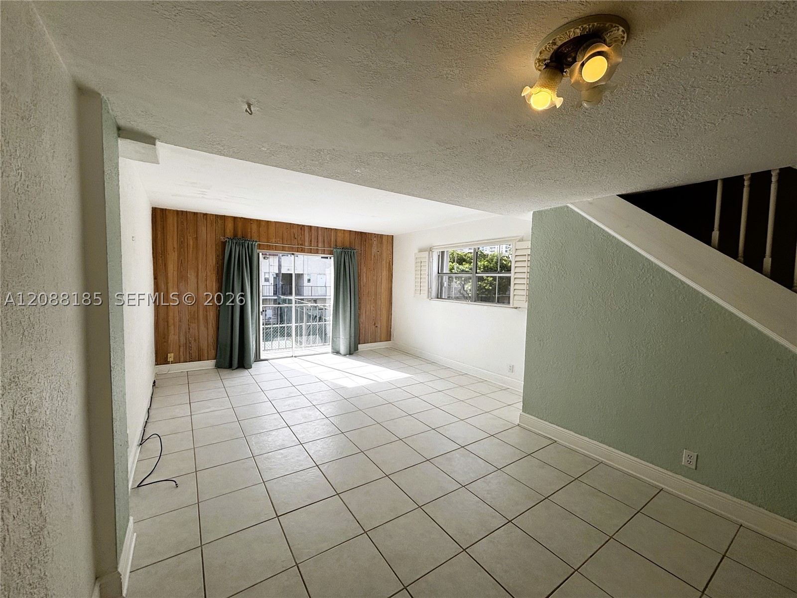 6703 N Kendall Dr #405, Pinecrest FL 33156