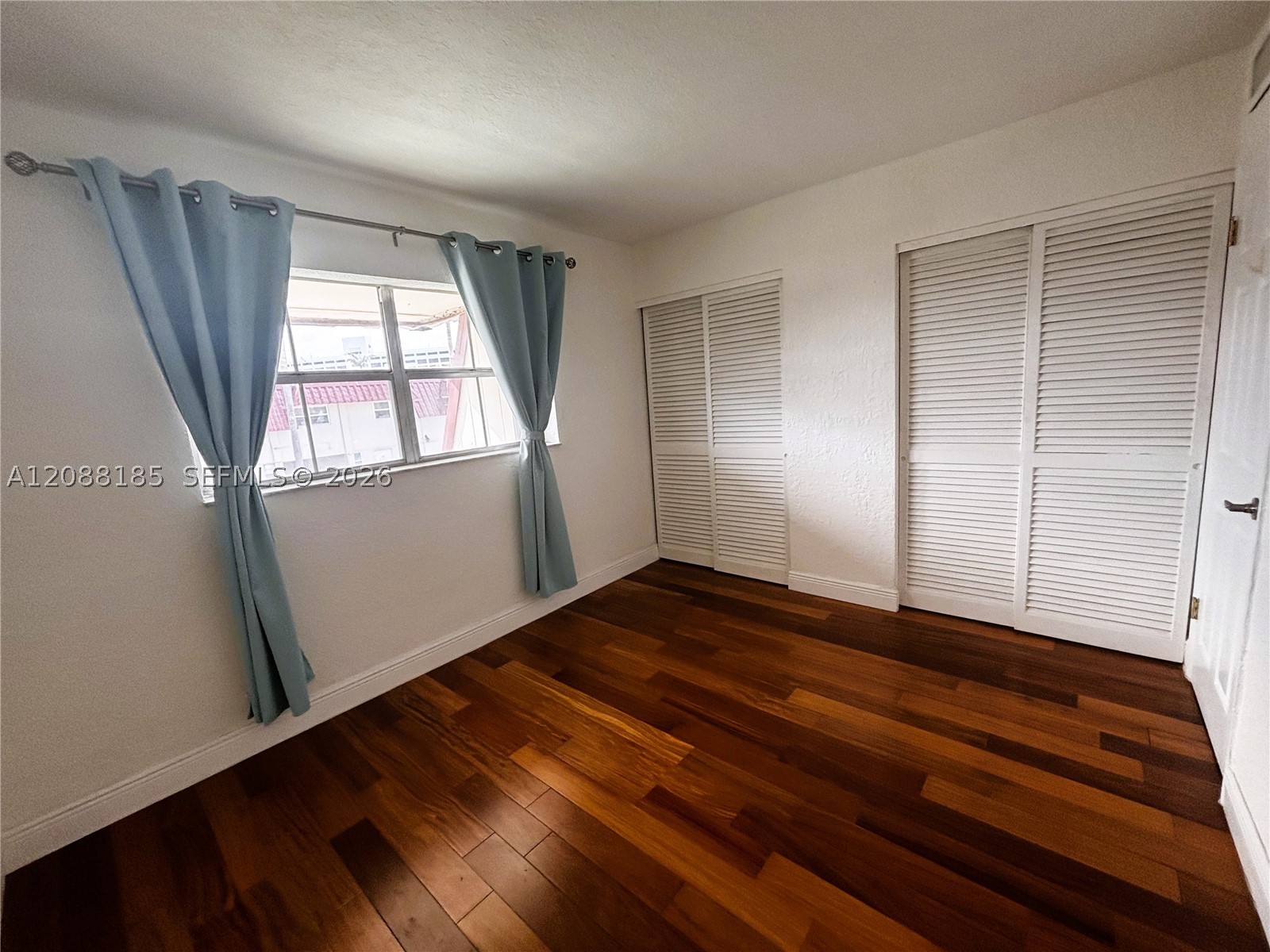 6703 N Kendall Dr #405, Pinecrest FL 33156