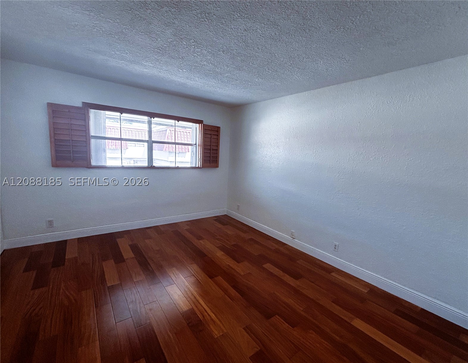 6703 N Kendall Dr #405, Pinecrest FL 33156