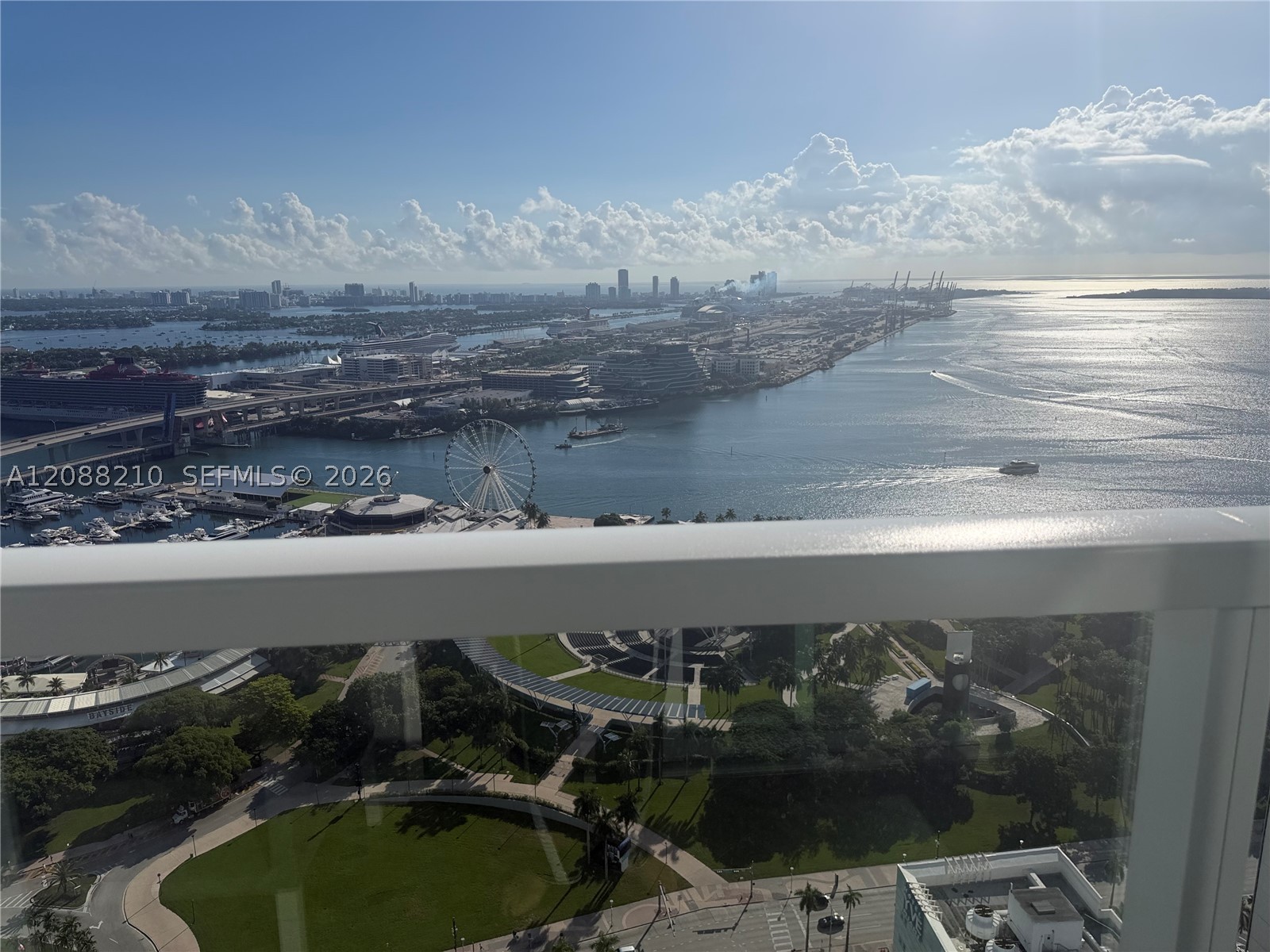253 NE 2nd St #3105, Miami FL 33132