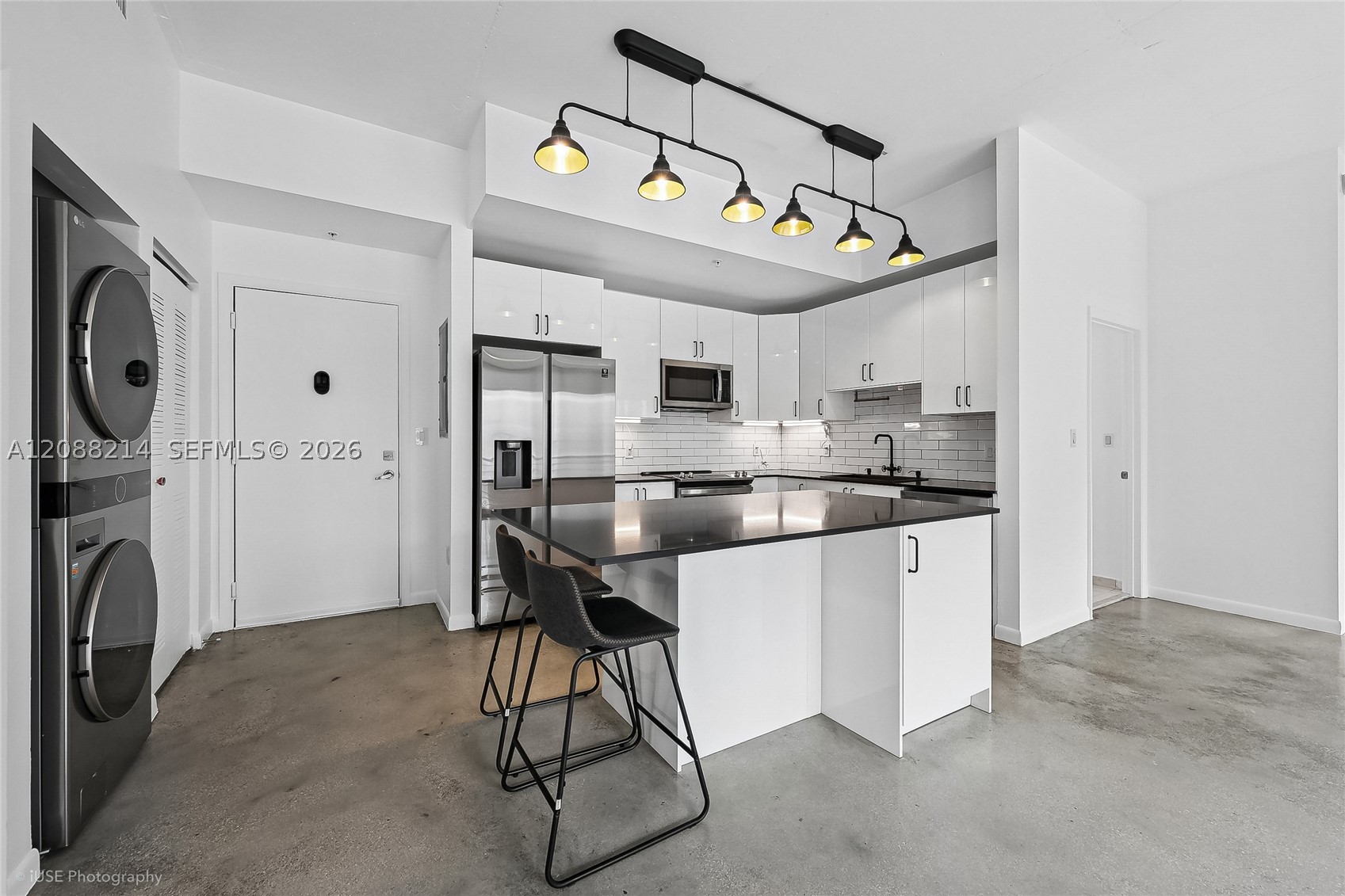 133 NE 2nd Ave #1606, Miami FL 33132