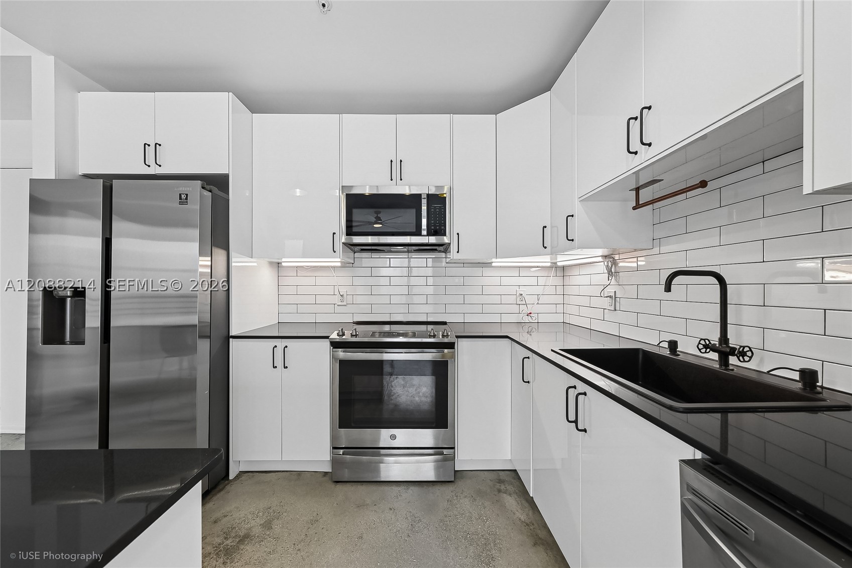 133 NE 2nd Ave #1606, Miami FL 33132