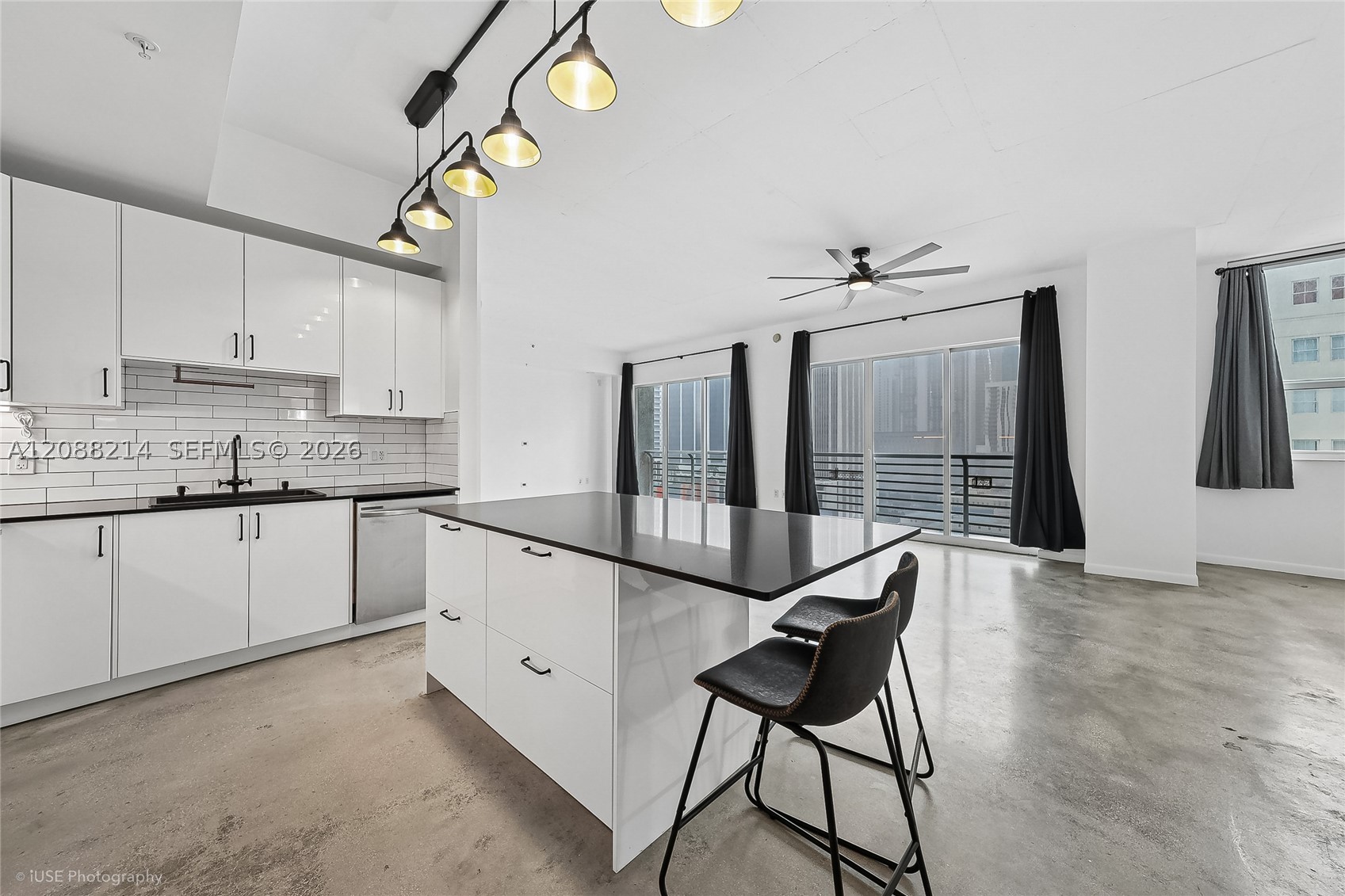 133 NE 2nd Ave #1606, Miami FL 33132