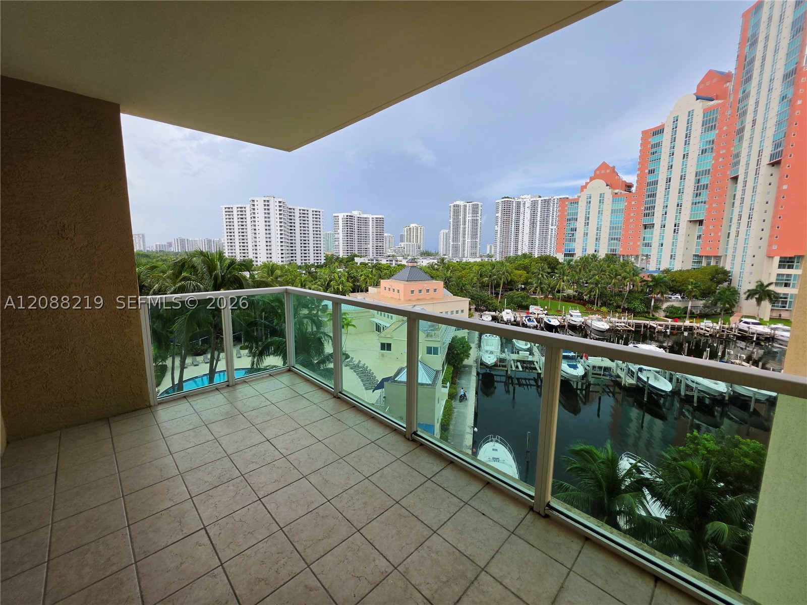 3340 NE 190th St #705, Aventura FL 33180