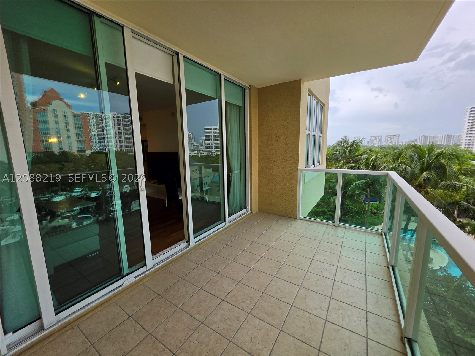3340 NE 190th St #705, Aventura FL 33180