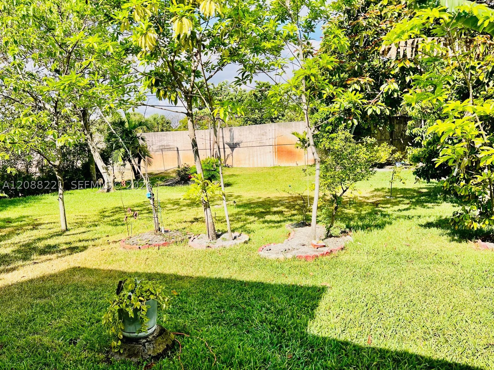18320 NE 7th Ct, North Miami Beach FL 33179