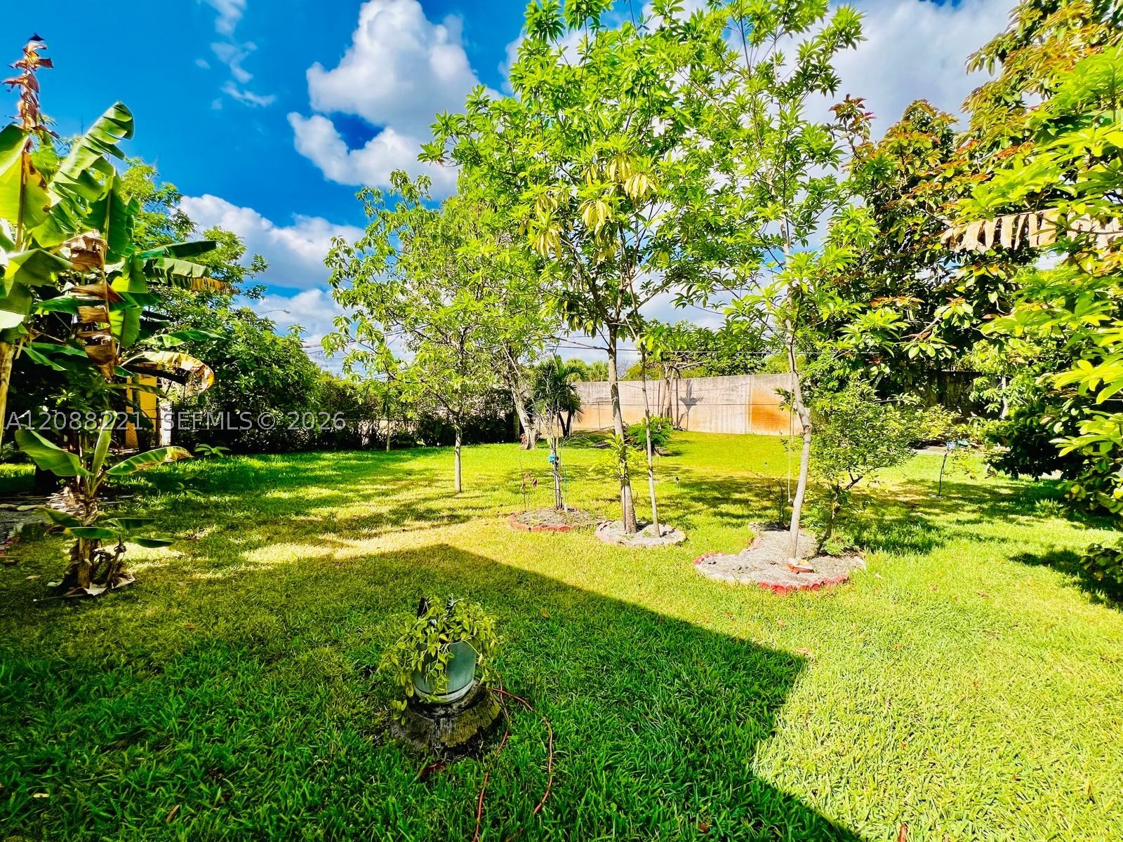 18320 NE 7th Ct, North Miami Beach FL 33179