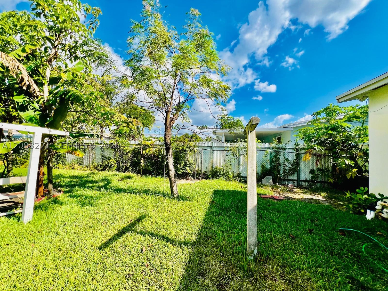 18320 NE 7th Ct, North Miami Beach FL 33179