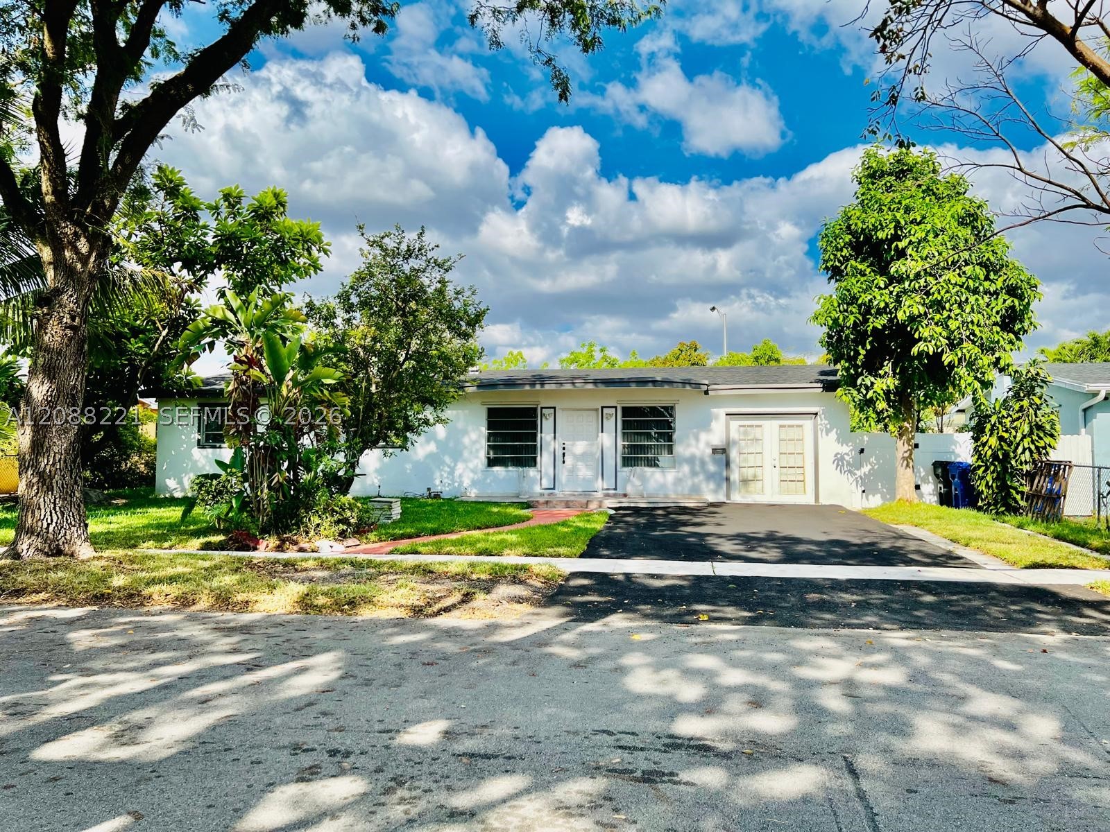 18320 NE 7th Ct, North Miami Beach FL 33179