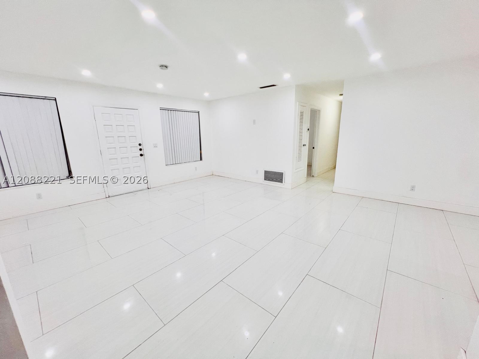 18320 NE 7th Ct, North Miami Beach FL 33179