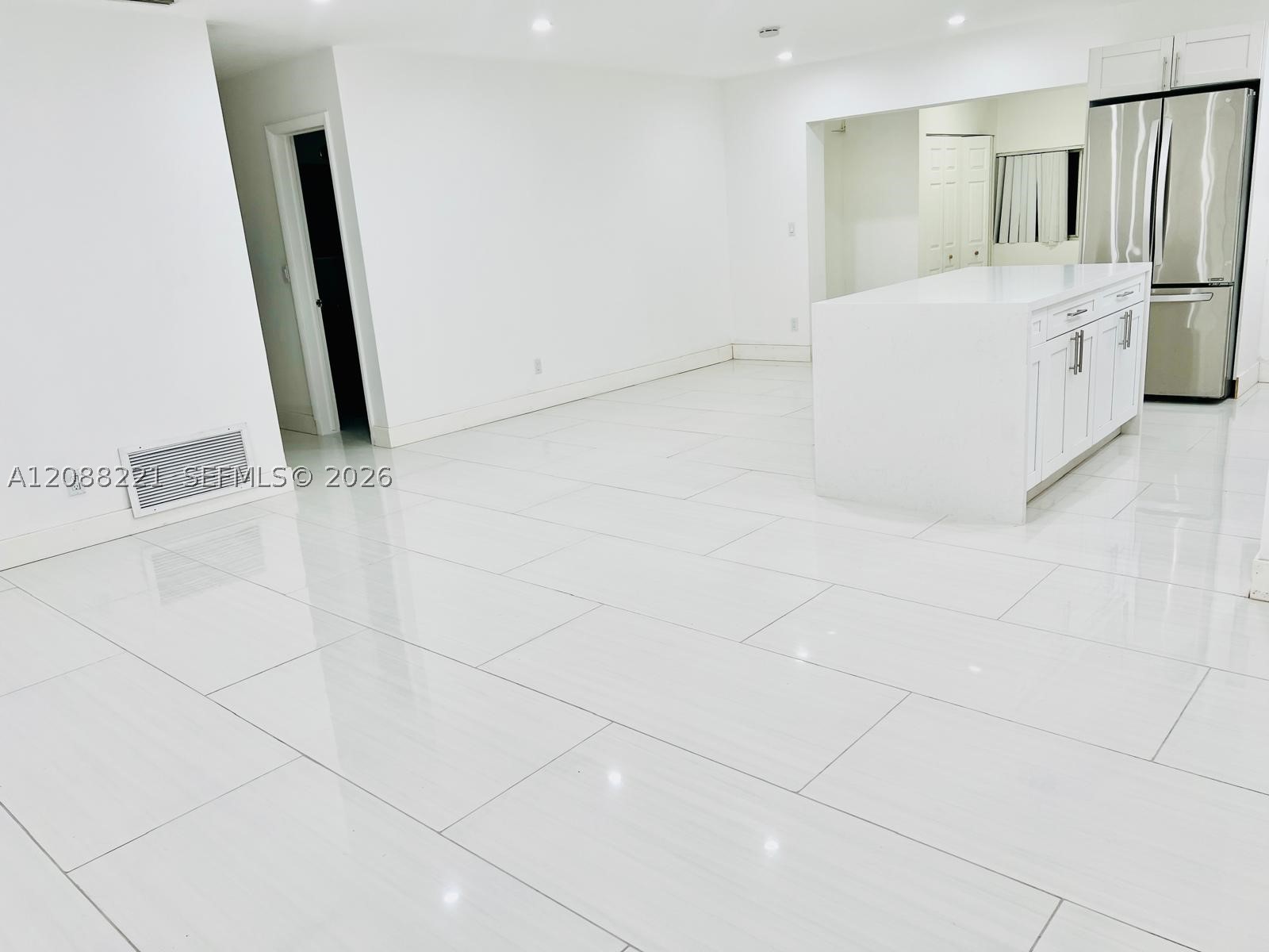 18320 NE 7th Ct, North Miami Beach FL 33179
