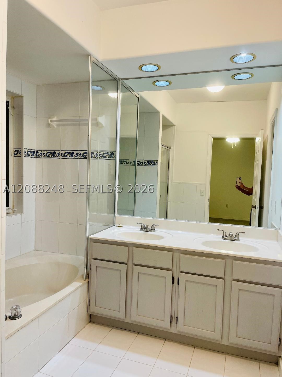 8995 NW 148th St #8995, Miami Lakes FL 33018