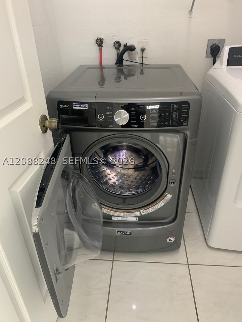8995 NW 148th St #8995, Miami Lakes FL 33018